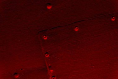 Soyut grunge arkaplanı. Monokrom dokusu. Siyah ve kırmızı desenli arka plan