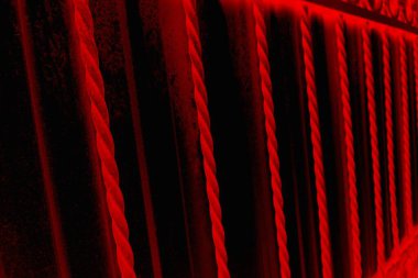 Soyut grunge arkaplanı. Monokrom dokusu. Siyah ve kırmızı desenli arka plan