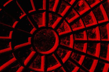 Soyut grunge arkaplanı. Monokrom dokusu. Siyah ve kırmızı desenli arka plan