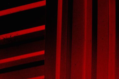 Soyut grunge arkaplanı. Monokrom dokusu. Siyah ve kırmızı desenli arka plan