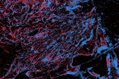 Kırmızı ve mavi renkli grungy duvar, desenli arka plan