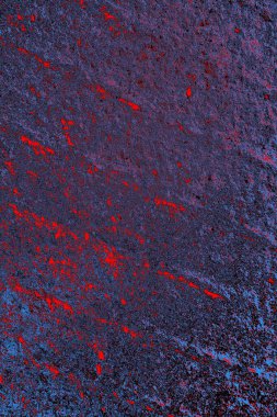 Çizik ve çatlaklarla metal doku