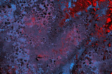 Çizik ve çatlaklarla metal doku