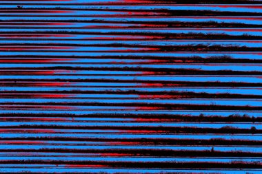 Kırmızı ve mavi renkli grungy duvar, desenli arka plan