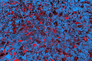 Doğada kayalık yol