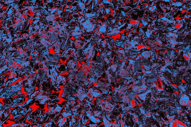 Doğada kayalık yol