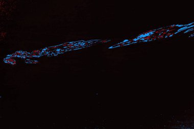 Çizik ve çatlaklarla metal doku