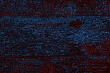 Kırık tarih arkaplanı olan kırmızı, mavi ve siyah grunge duvar