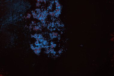 Çizik ve çatlaklarla metal doku