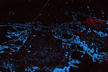 Çizik ve çatlaklarla metal doku