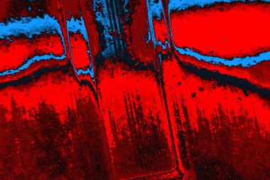 Neon kırmızı ve mavi renkli grunge duvar dokusu arkaplanı