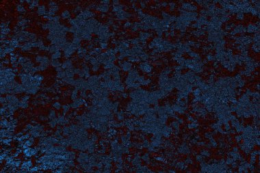 Koyu renkli ses, çatlak ve arkaplanı su sıçratan grunge duvar dokusu