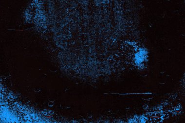 Koyu renkli ses, arka planda çatlaklar olan grunge duvar dokusu