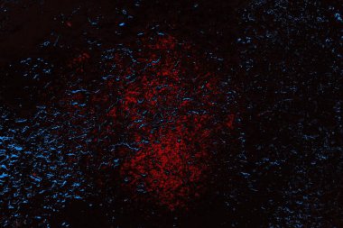 Çizik ve çatlaklarla metal doku