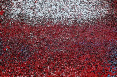 Kırık tarih arkaplanı olan kırmızı, mavi ve siyah grunge duvar