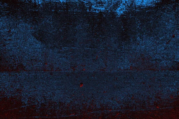 Koyu renkli ses, çatlak ve arkaplanı su sıçratan grunge duvar dokusu