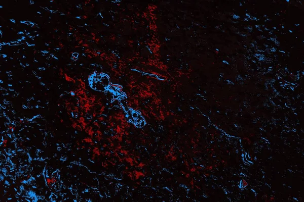 Çizik ve çatlaklarla metal doku