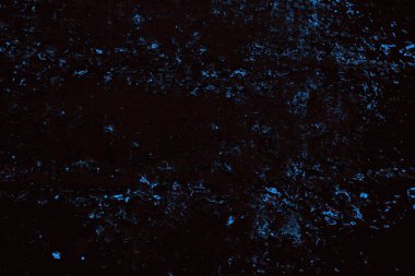 Çizik ve çatlaklarla metal doku