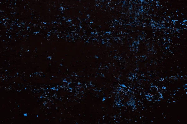 Çizik ve çatlaklarla metal doku