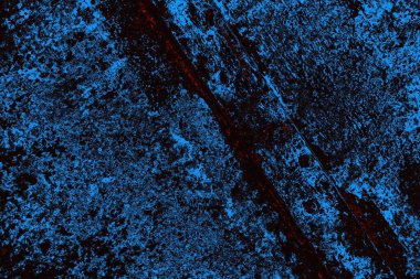 Koyu renkli ses, çatlak ve arkaplanı su sıçratan grunge duvar dokusu