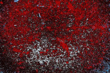 Kırık tarih arkaplanı olan kırmızı, mavi ve siyah grunge duvar