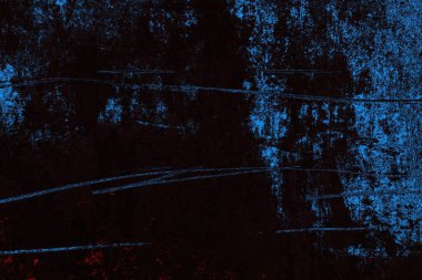 Koyu renkli ses, arka planda çatlaklar olan grunge duvar dokusu