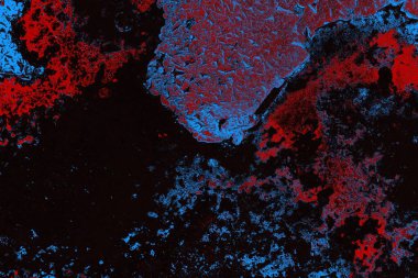 Çizik ve çatlaklarla metal doku