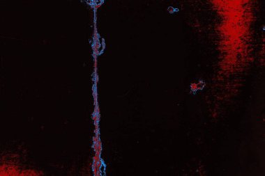 Çizik ve çatlaklarla metal doku