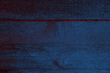 Kırık tarih arkaplanı olan kırmızı, mavi ve siyah grunge duvar