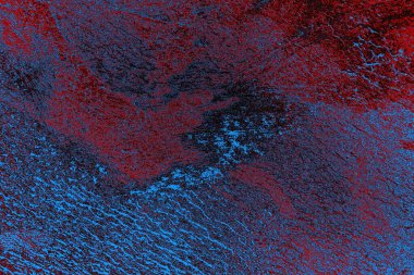 Çizik ve çatlaklarla metal doku