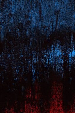 Koyu renkli ses, arka planda çatlaklar olan grunge duvar dokusu