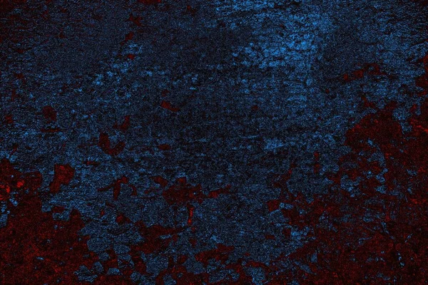 Koyu renkli ses, çatlak ve arkaplanı su sıçratan grunge duvar dokusu