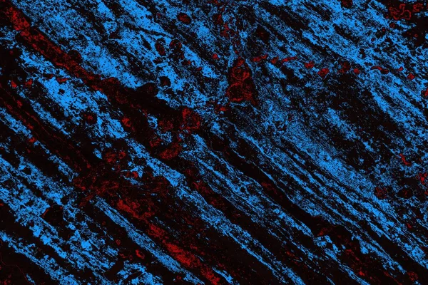 Koyu renkli ses, arka planda çatlaklar olan grunge duvar dokusu