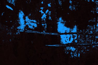 Koyu renkli ses, çatlak ve arkaplanı su sıçratan grunge duvar dokusu