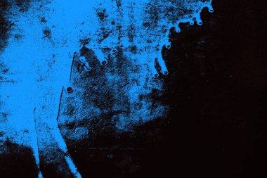 Koyu renkli ses, arka planda çatlaklar olan grunge duvar dokusu