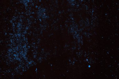 Çizik ve çatlaklarla metal doku