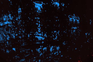 Çizik ve çatlaklarla metal doku