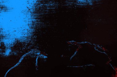 Kırık tarih arkaplanı olan kırmızı, mavi ve siyah grunge duvar