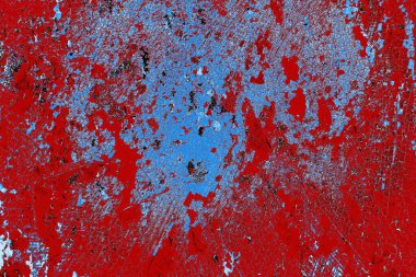 Kırık tarih arkaplanı olan kırmızı, mavi ve siyah grunge duvar