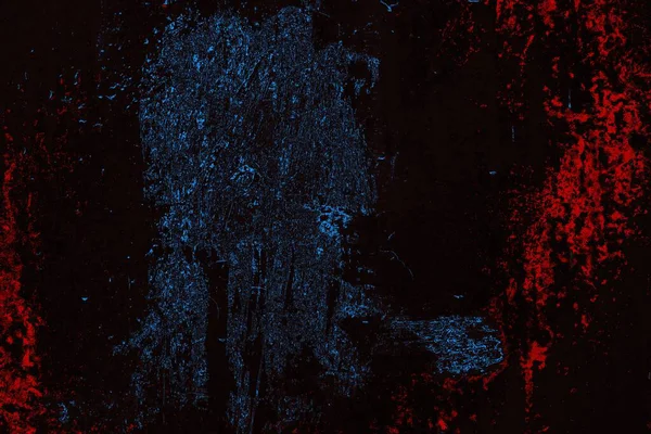 Koyu renkli ses, çatlak ve arkaplanı su sıçratan grunge duvar dokusu