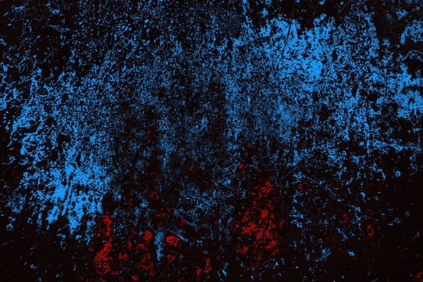 Koyu renkli ses, çatlak ve arkaplanı su sıçratan grunge duvar dokusu