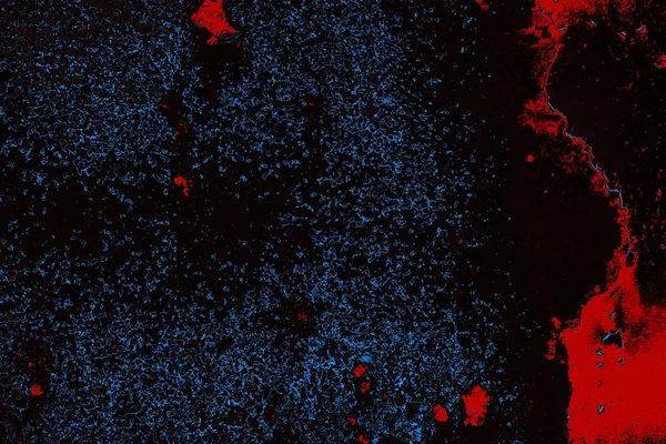 Çizik ve çatlaklarla metal doku