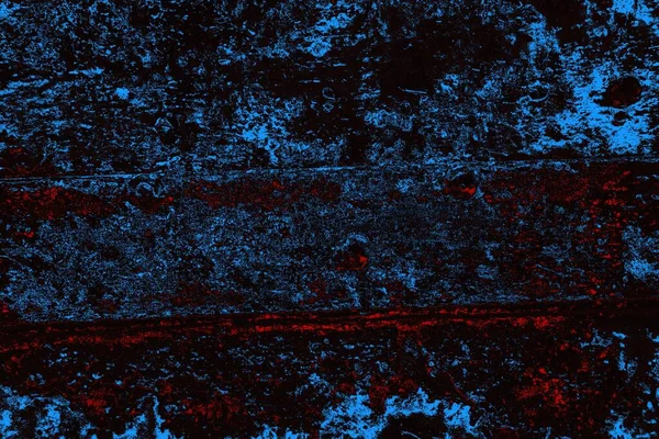 Koyu renkli ses, çatlak ve arkaplanı su sıçratan grunge duvar dokusu