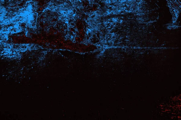 Koyu renkli ses, arka planda çatlaklar olan grunge duvar dokusu