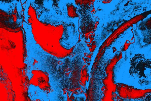 Neon kırmızı ve mavi renkli grunge duvar dokusu arkaplanı