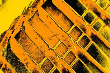 Kırmızı sarı ve siyah renkli kirli duvar, desenli arka plan.