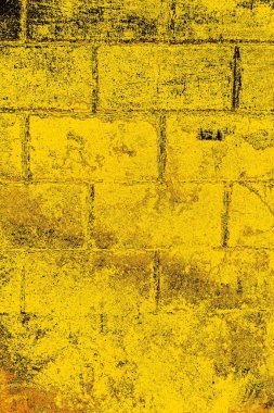 Kırmızı sarı ve siyah renkli kirli duvar, desenli arka plan.