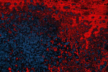 Çizik ve çatlaklarla metal doku