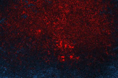 Çizik ve çatlaklarla metal doku