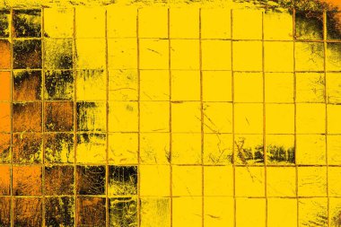 Kırmızı sarı ve siyah renkli kirli duvar, desenli arka plan.